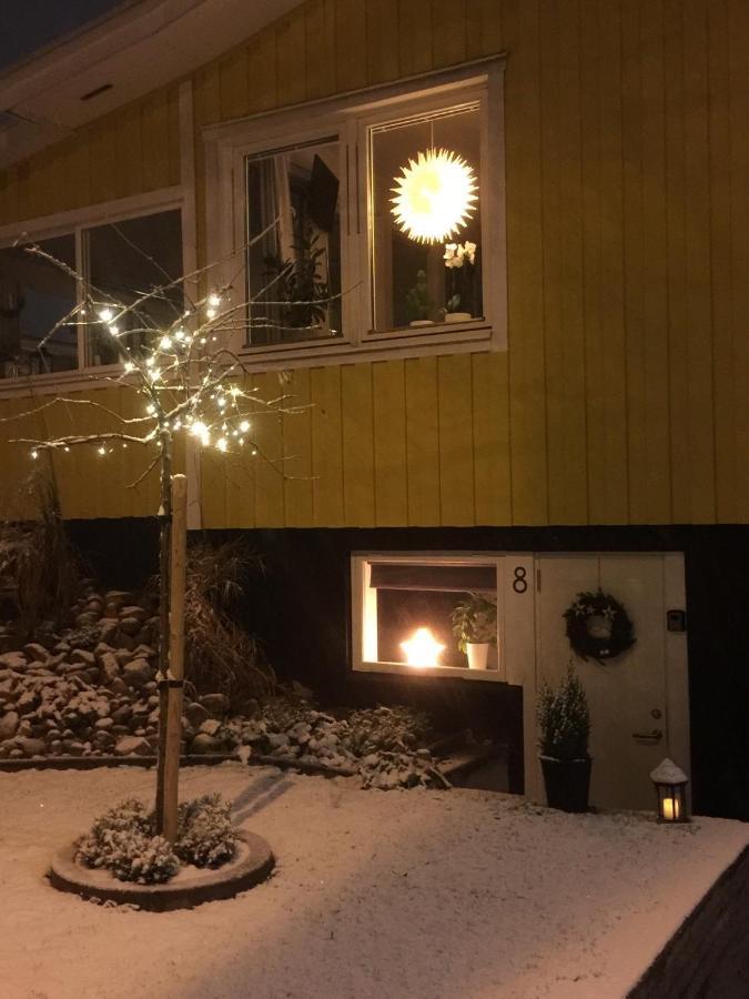 Bo Centralt I Vaernamo Eksteriør billede