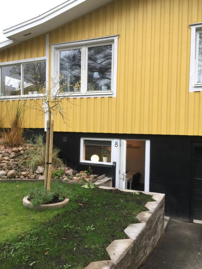 Bo Centralt I Vaernamo Eksteriør billede