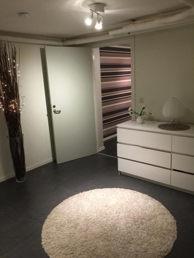 Bo Centralt I Vaernamo Eksteriør billede
